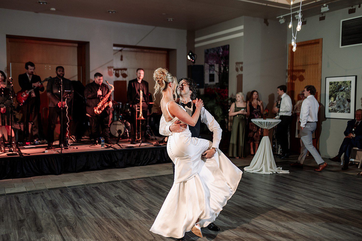 Noelle and Noah's first dance to Beyond by Leon Bridges with a live band at Boerner Botanical Gardens in Hales Corners, Wisconsin